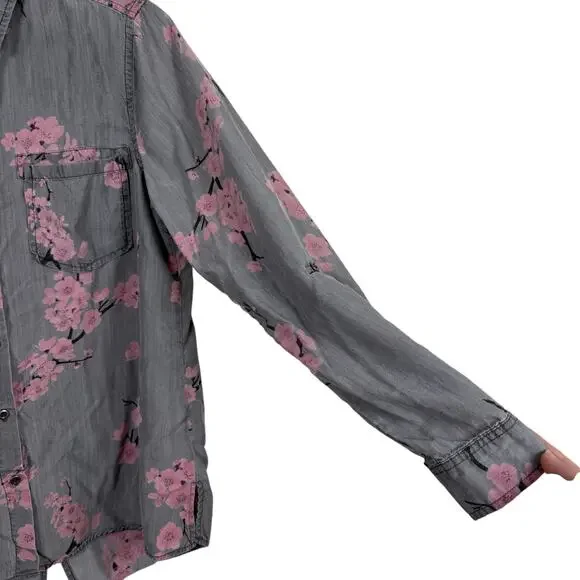 Billy T Women Cherry Blossom Shirt Small Lyocell Roll Tab Floral Preppy Cottage - Picture 2 of 7